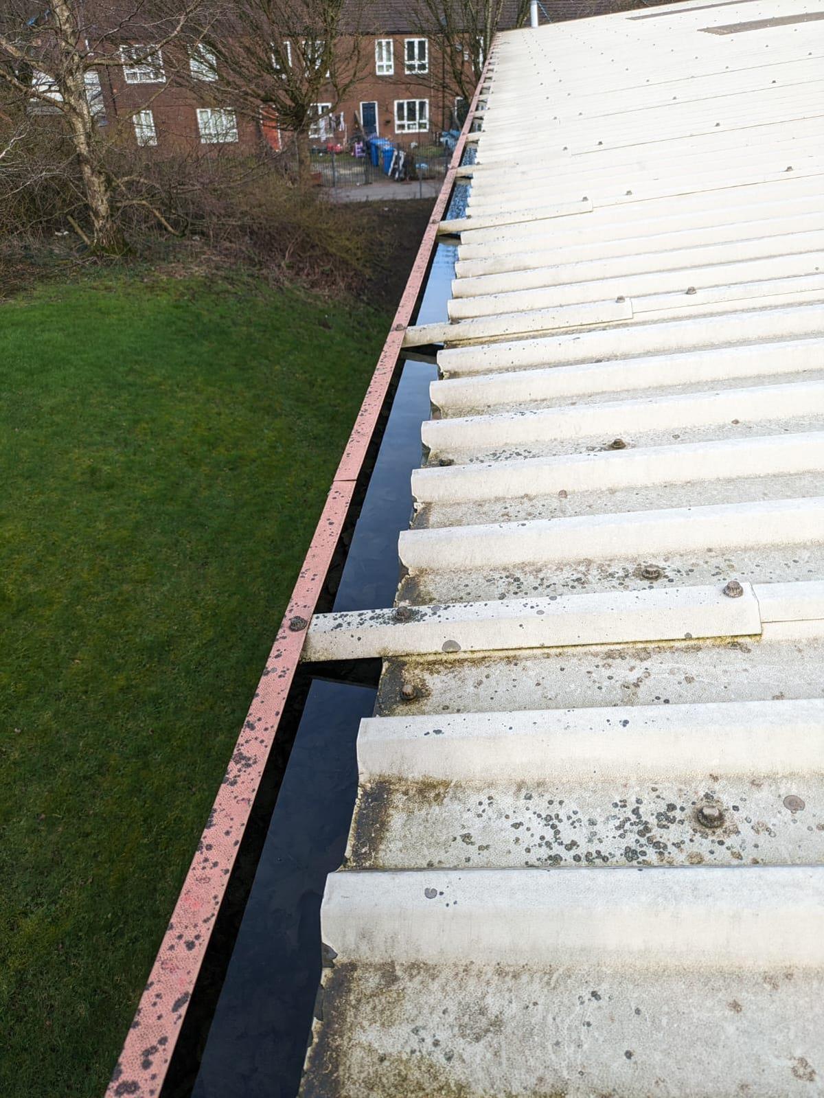 A photo taken by budget drains nottingham 24/7 emergency gutter unblocking team.